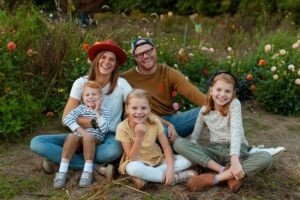 Photo of Chris Link and his family. Top row, L-R: Jessalyn, Chris
Bottom row, L-R: Canon, Billie, Nailah